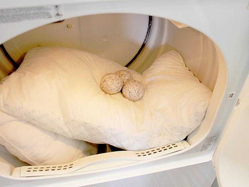 Как постирать подушку из бамбука: можно ли в стиральной машине автомат, правила ручной стирки изделия с бамбуковым наполнителем