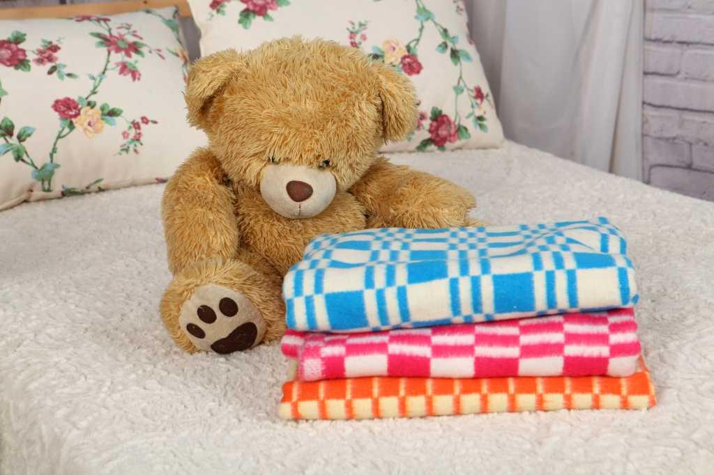 Как правильно стирать детское байковое одеяло: какая должна быть температура, использование стиральной машины
